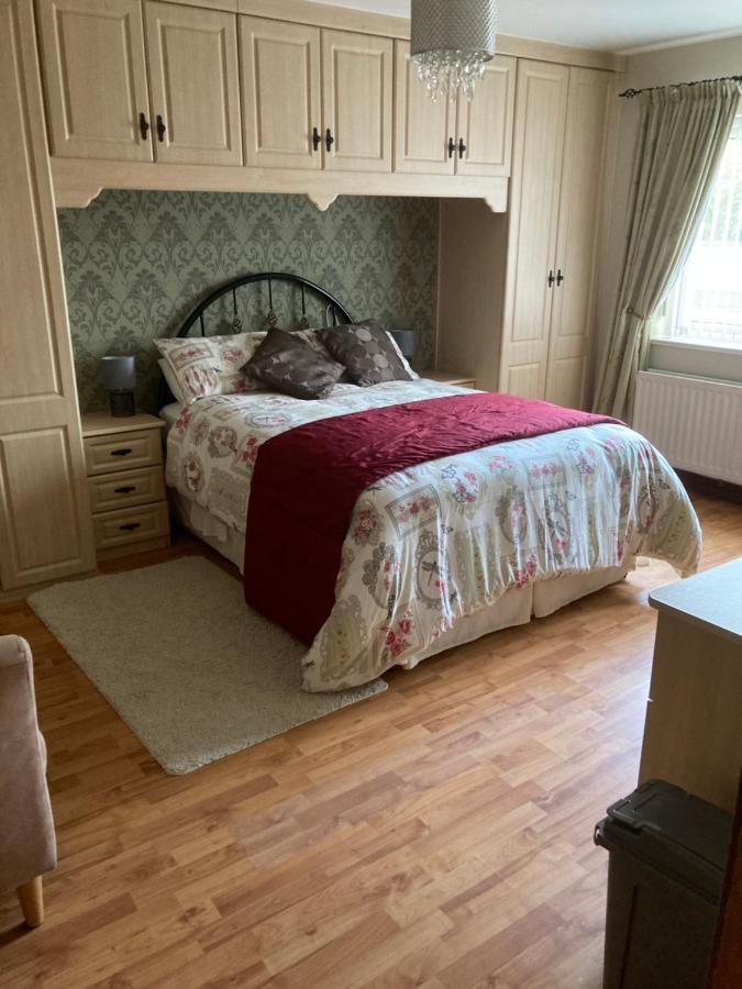 Deeleview Apartment Lifford Екстериор снимка